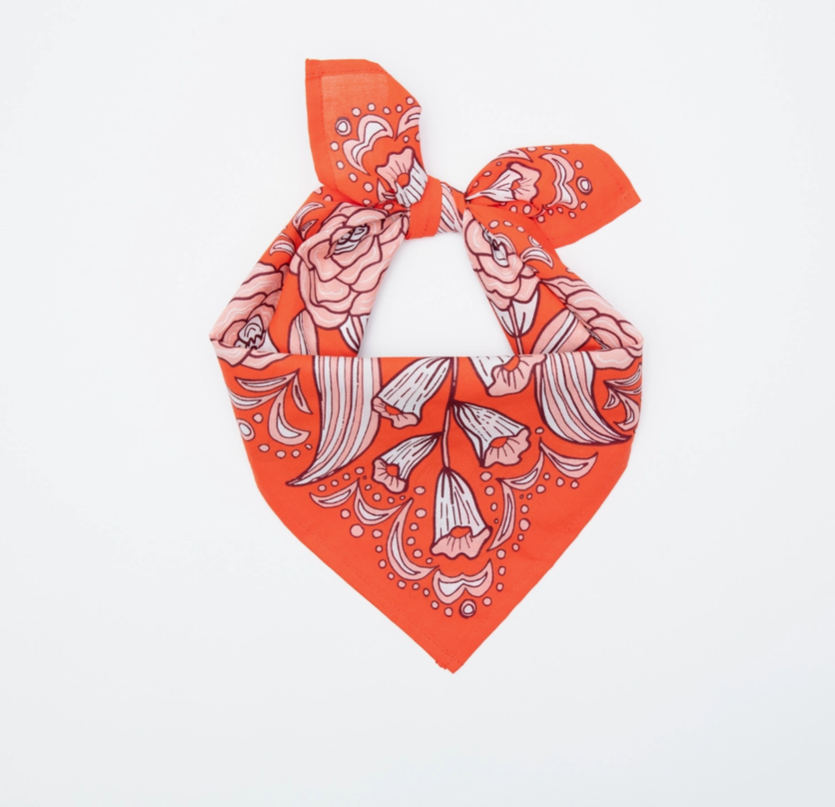 22" Greta Bandana 105