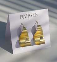 Golden Curve Threader Earrings