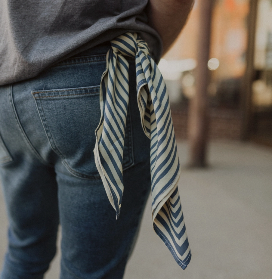 22" Sammie Bandana - Blue