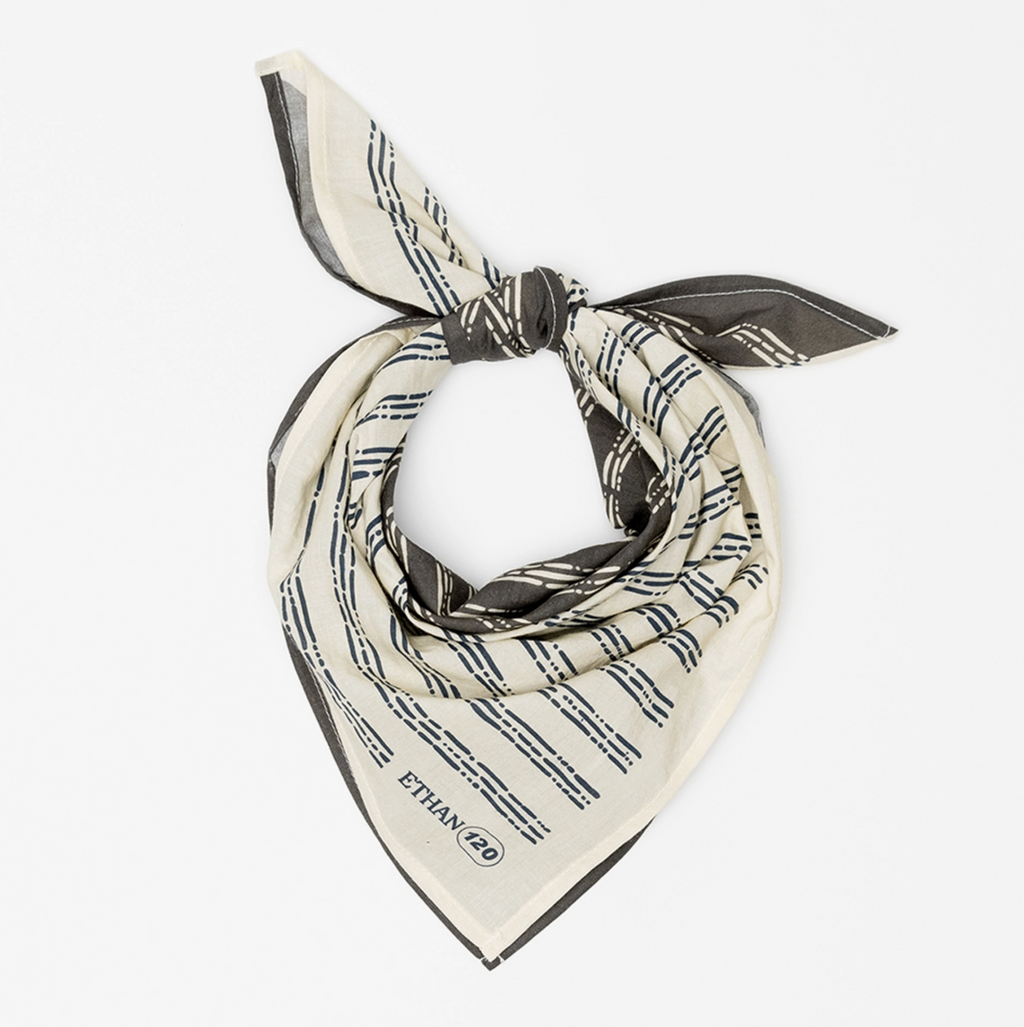 22" Ethan Bandana 120