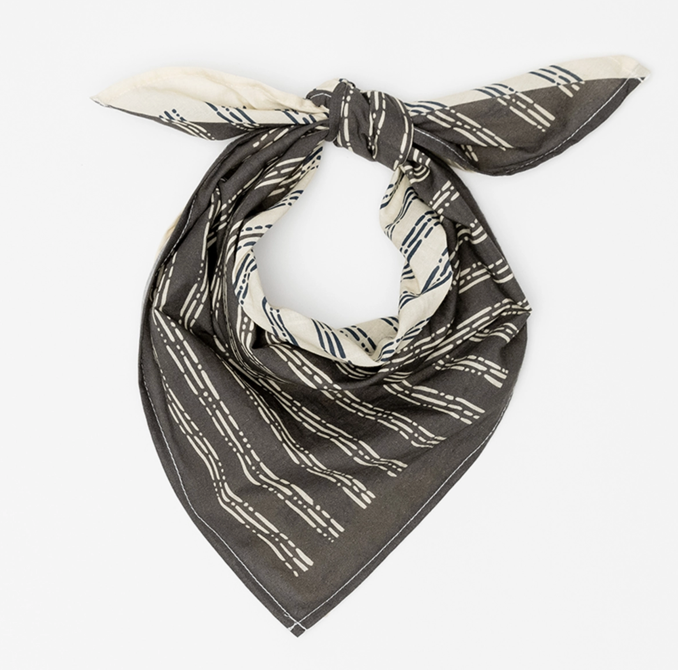 22" Ethan Bandana 120