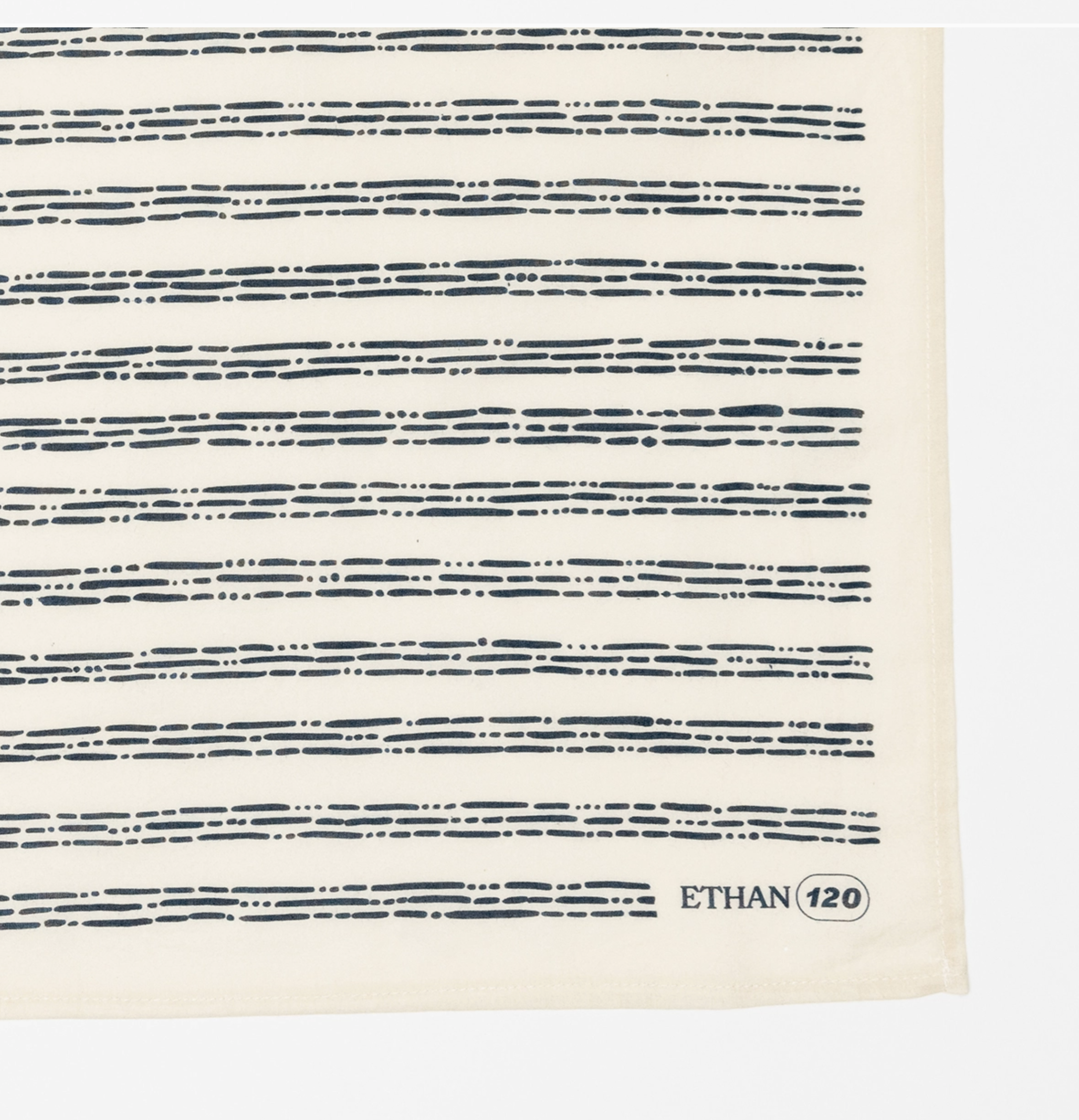 22" Ethan Bandana 120