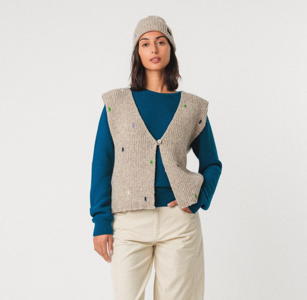 GOIATZ Sweater Vest