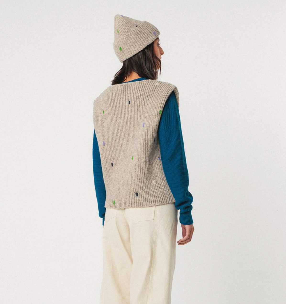 GOIATZ Sweater Vest