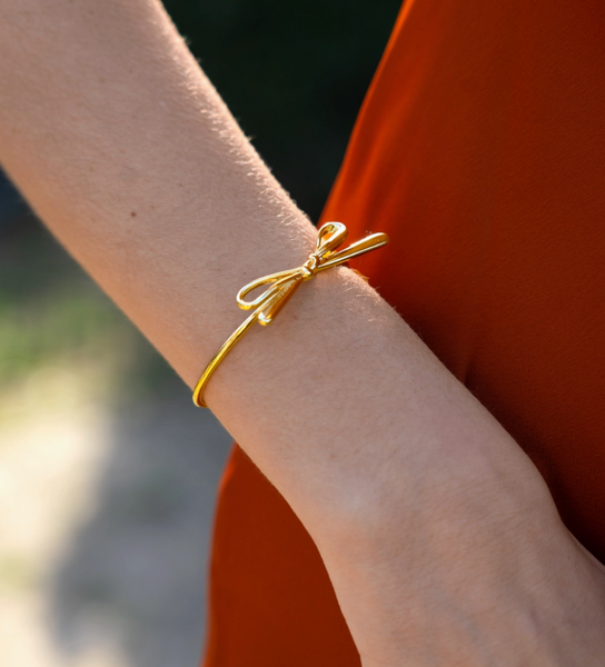 Ballet Core Bow Cuff