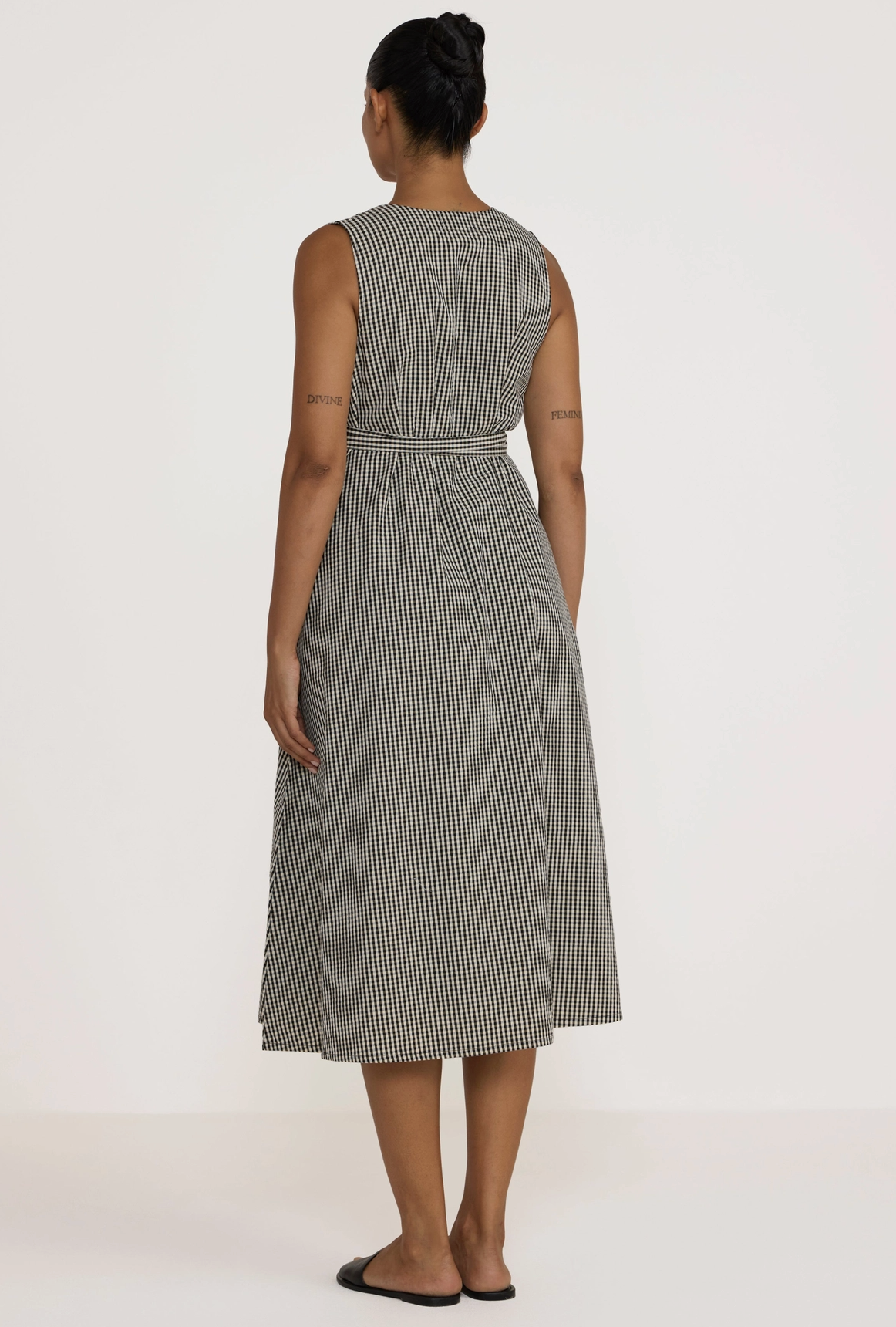 Gingham V Neck Midi Dress