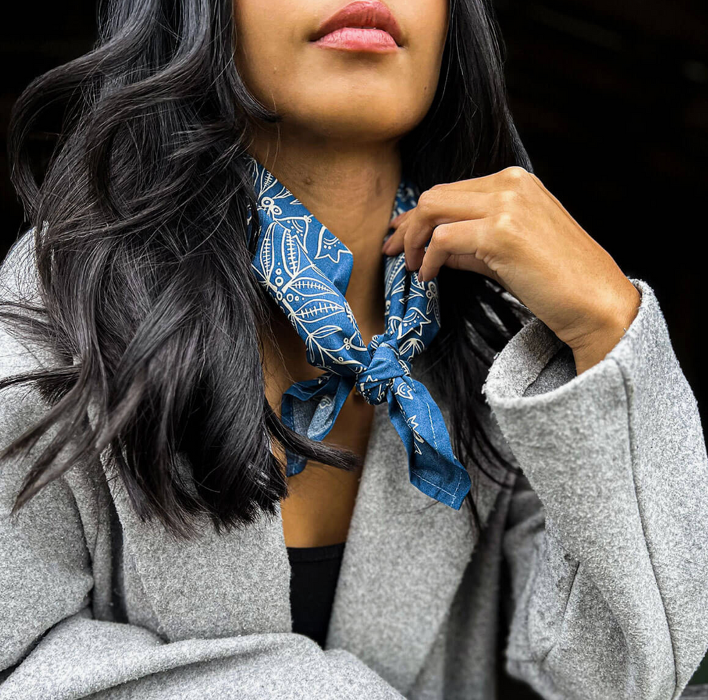 22" Jenny Bandana 095