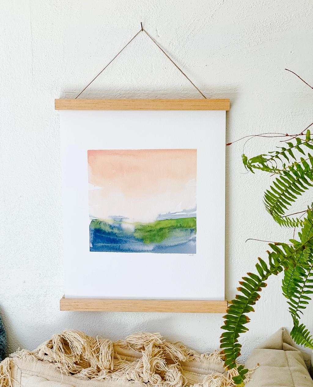 Minimalistic Wooden Magnetic Picture Hanger
