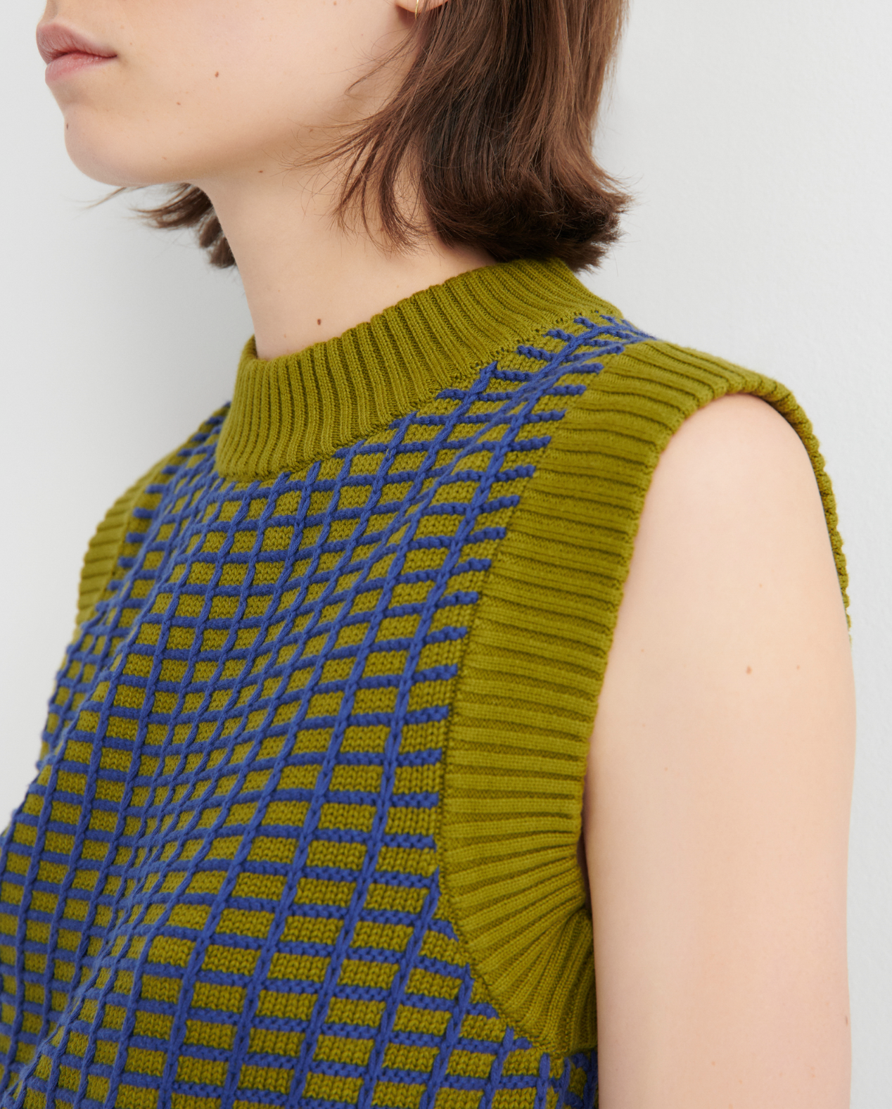 Grid Vest