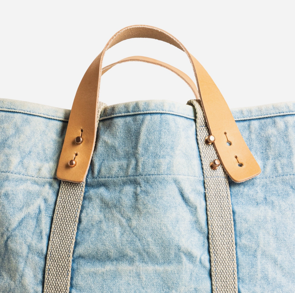 Large East West Tote