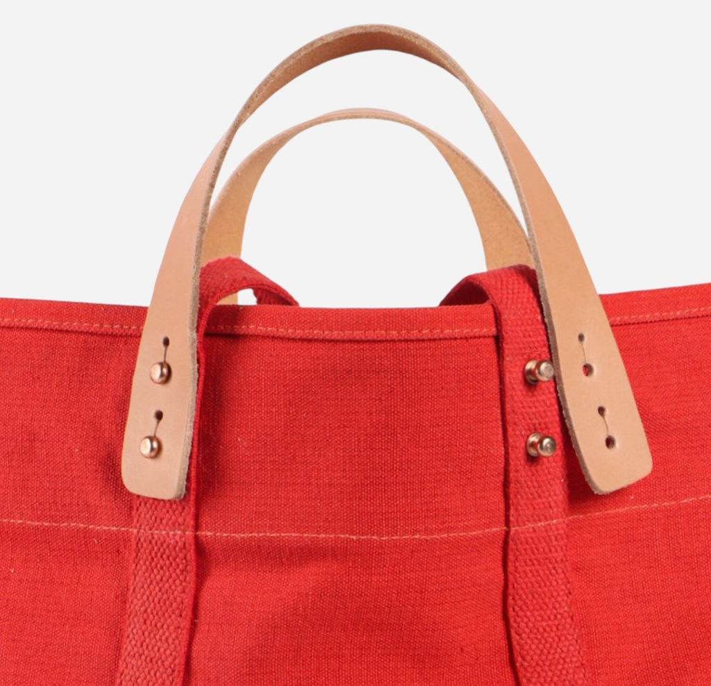 Small East West Tote