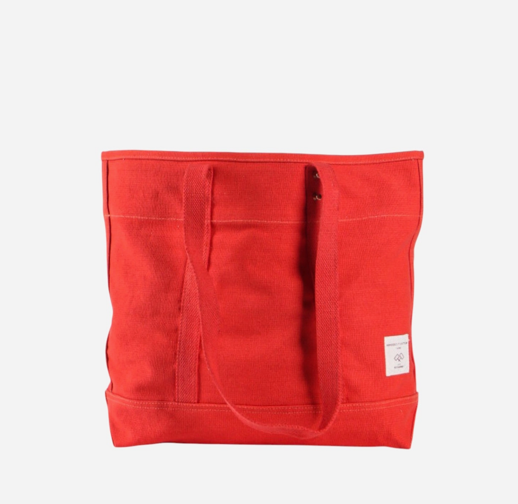 Small East West Tote