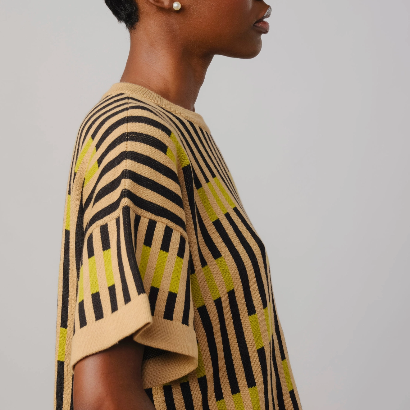 Bauhaus Short Sleeve Sweater Tee - Peridot