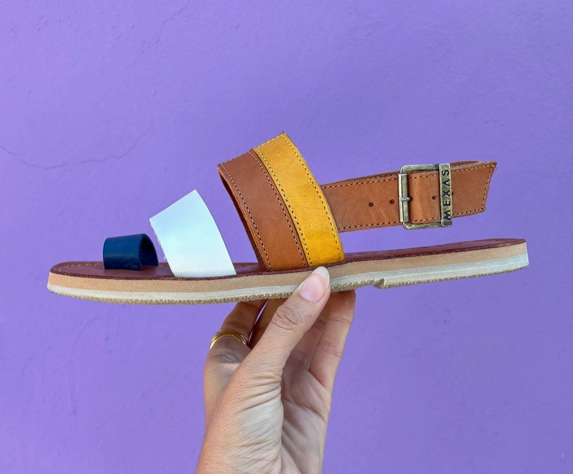 Las Coloradas Camel Sandal