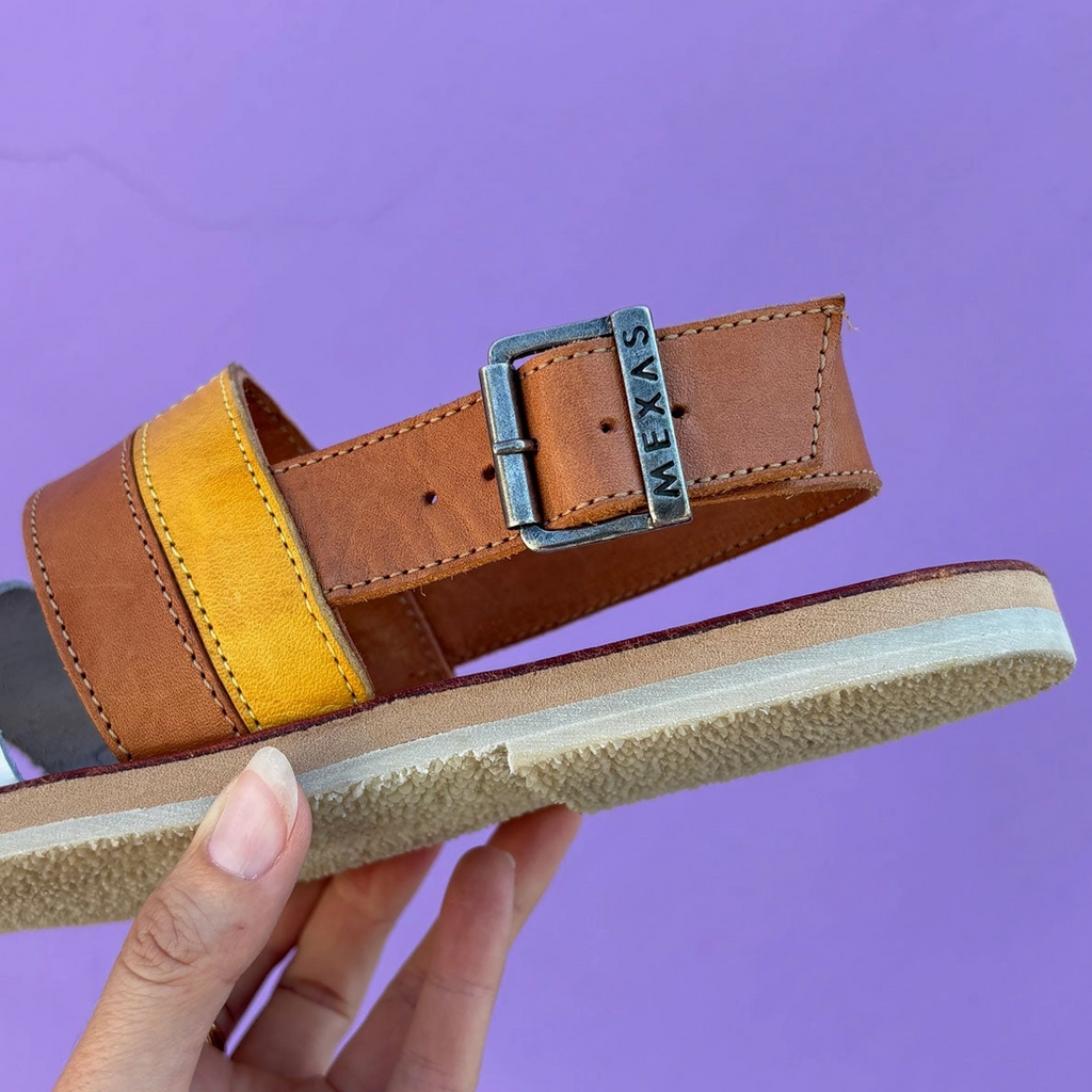 Las Coloradas Camel Sandal