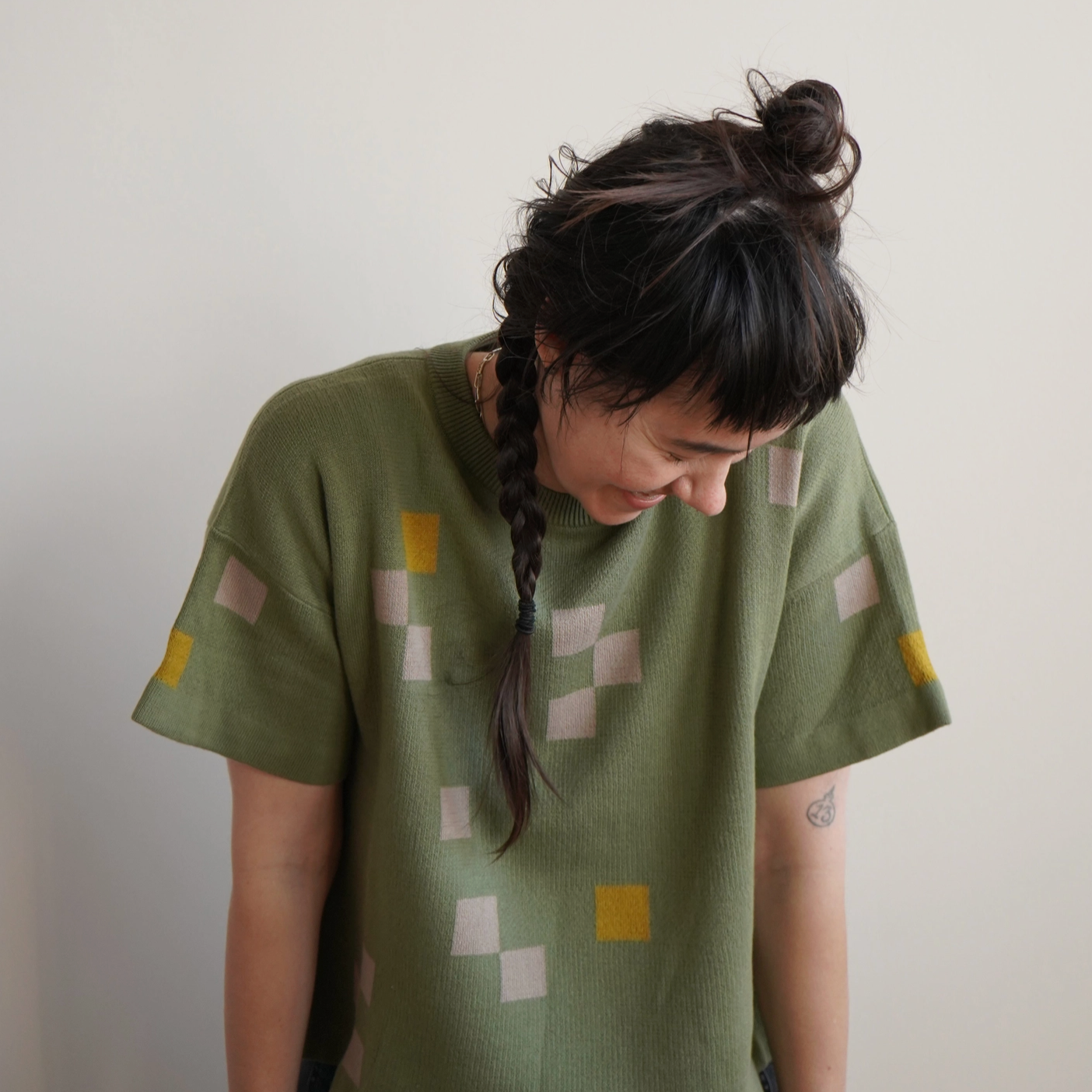Albers Short Sleeve Sweater Tee - Olivine
