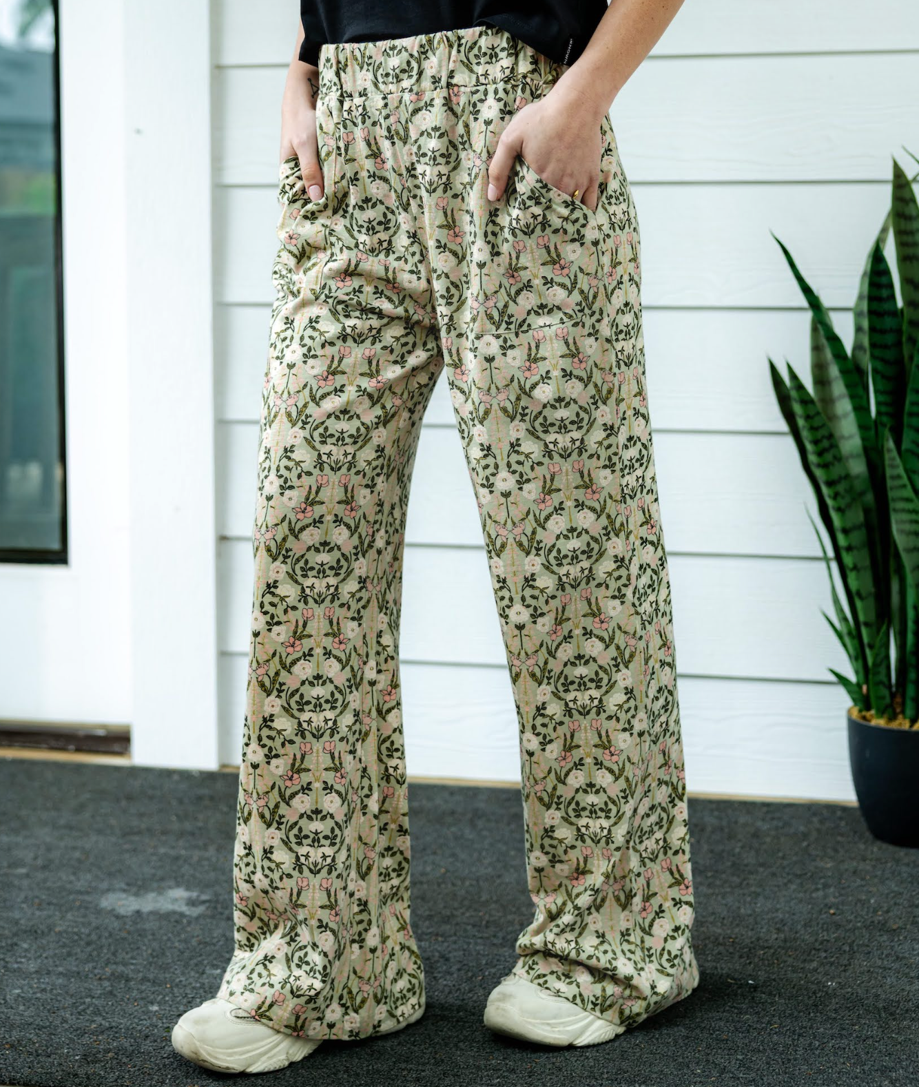 Thorn Pants - Victorian Floral