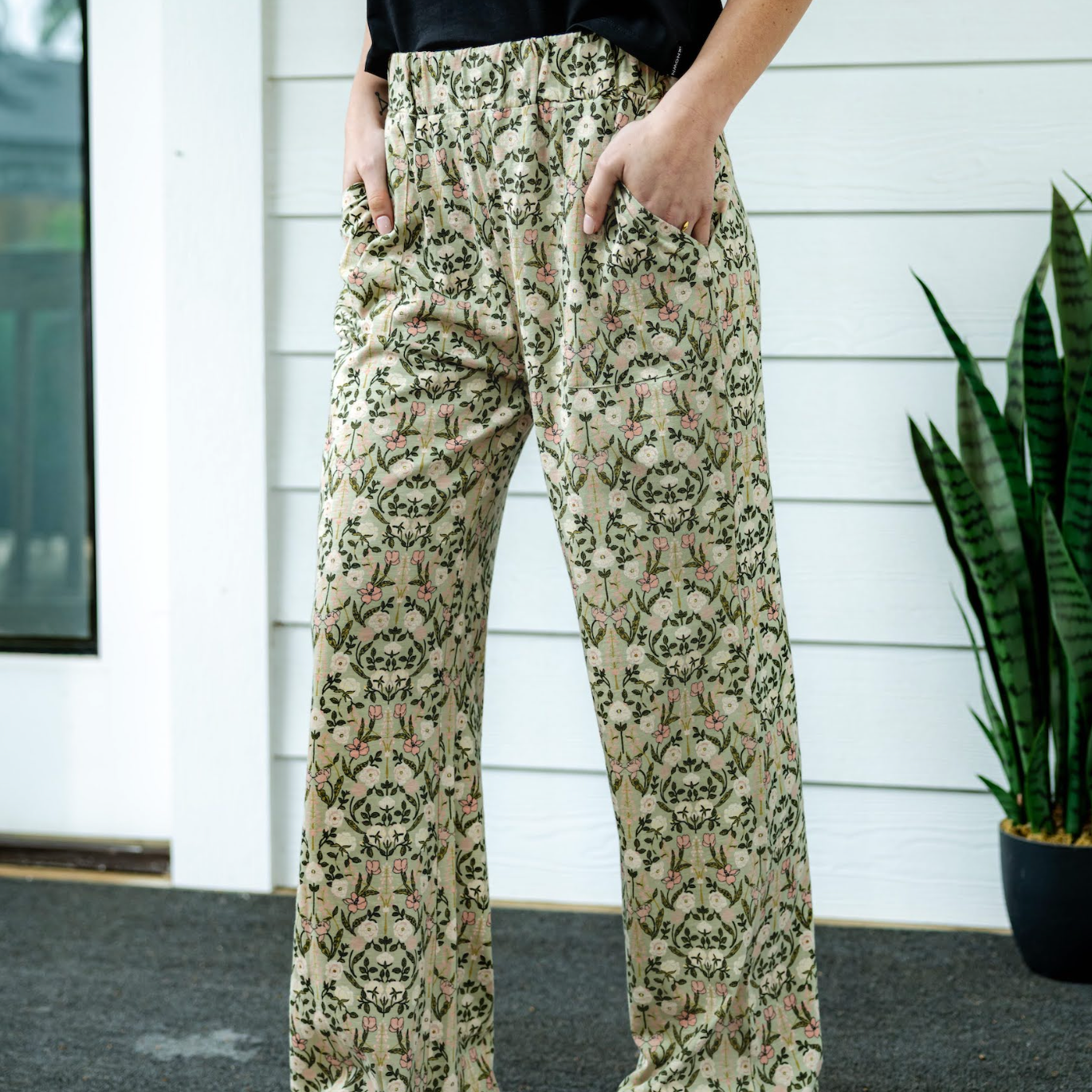Thorn Pants - Victorian Floral