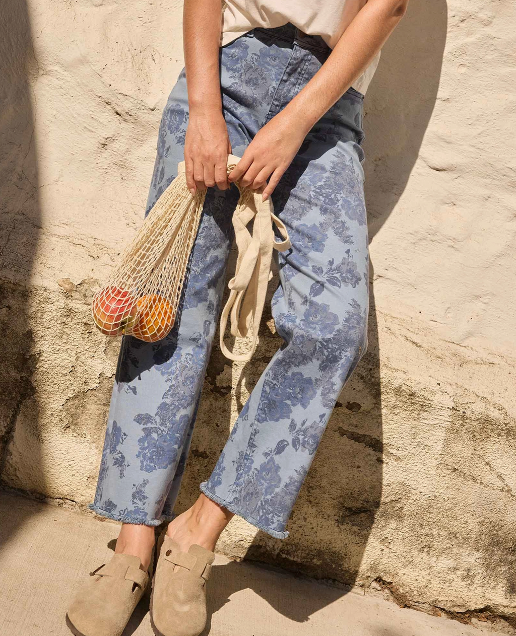 Balsam Cutoff Jean - Weathered Blue Print