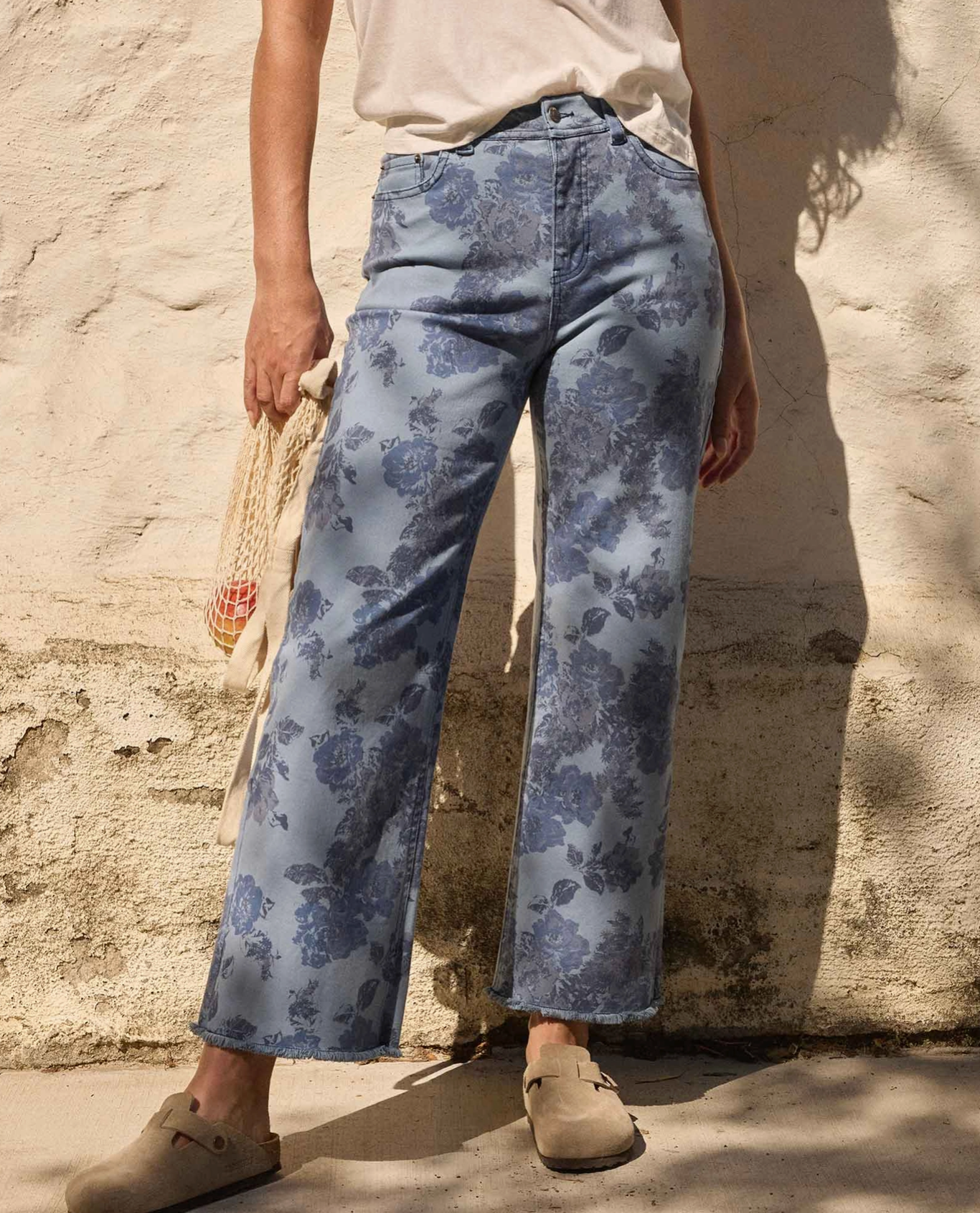 Balsam Cutoff Jean - Weathered Blue Print