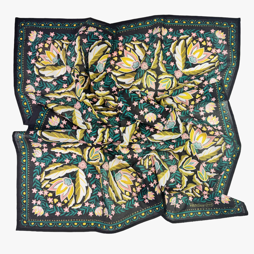 34" Betty Bandana 056