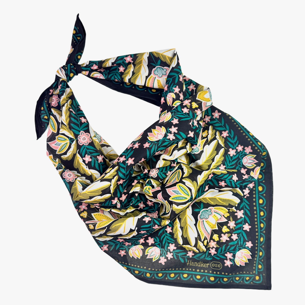 34" Betty Bandana 056