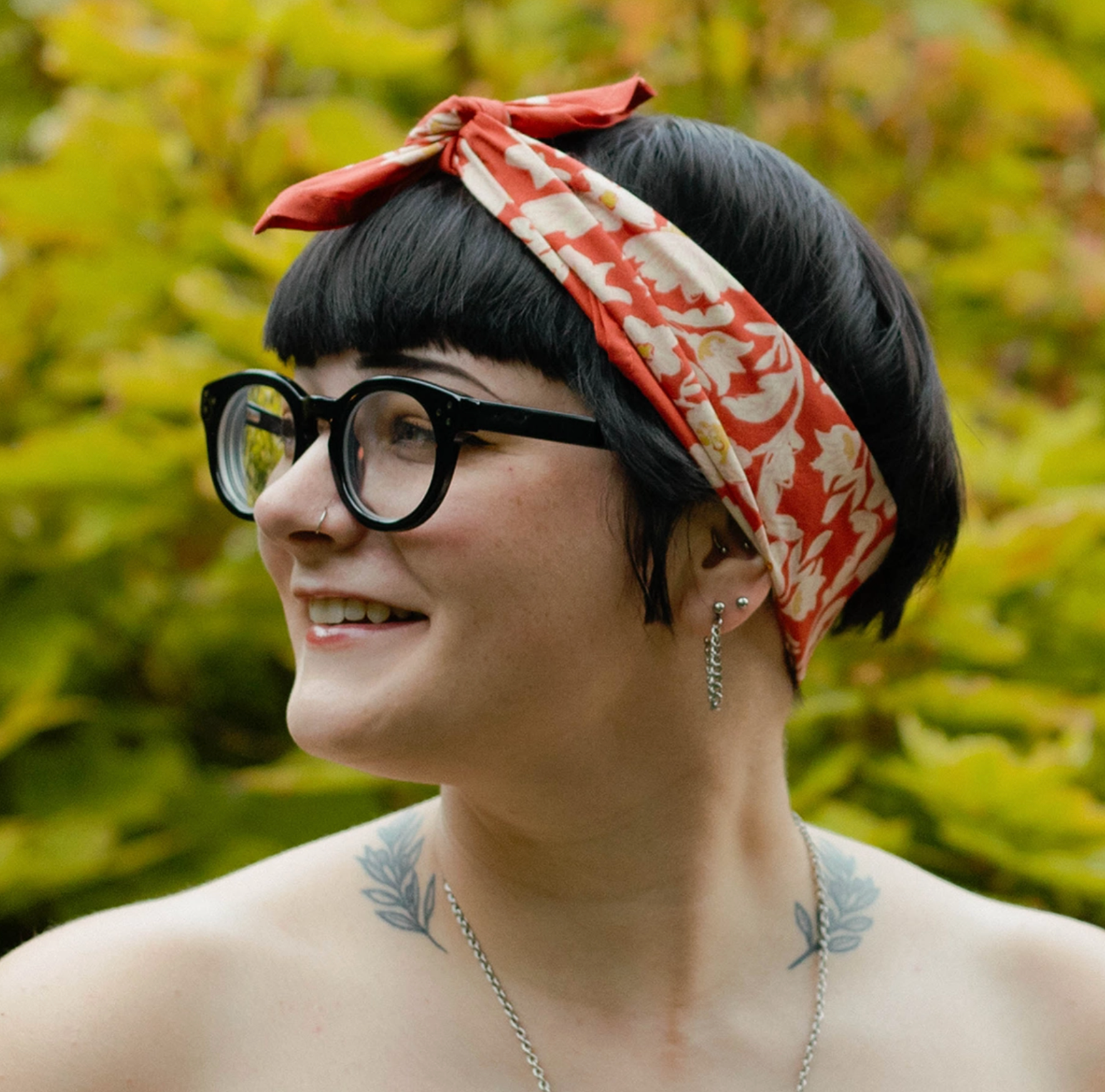 22" Delphine Bandana 159