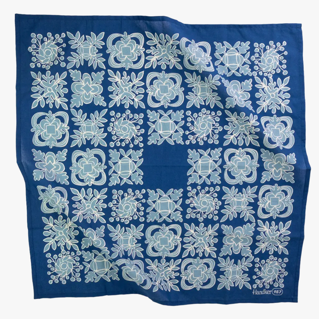 22" Maggie Bandana 157