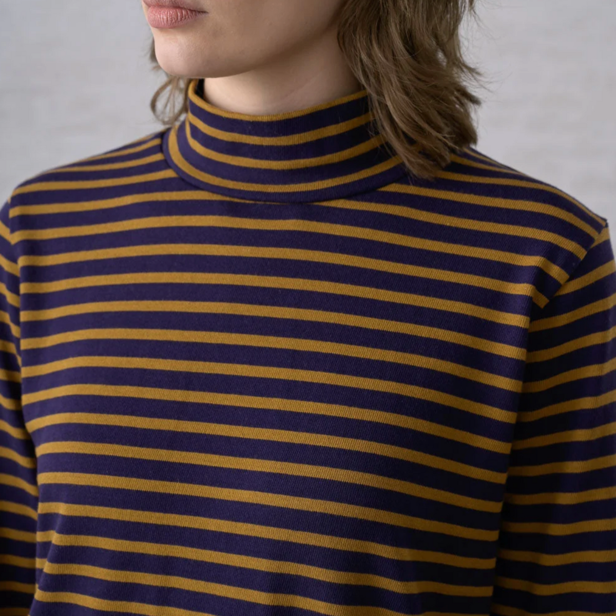 Jonie Turtleneck - Bronze Stripe