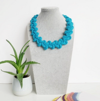 Chunky Lily Necklace