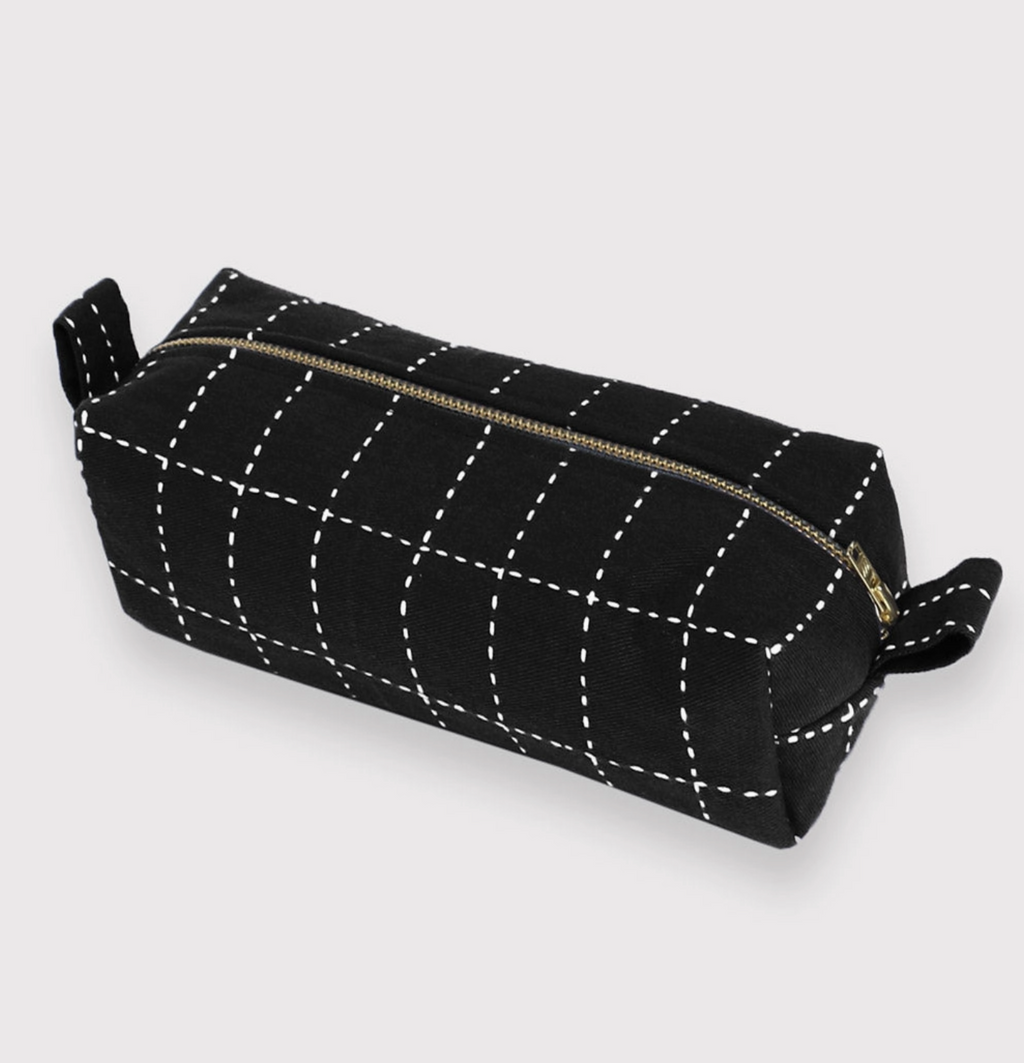 Small Grid-Stitch Toiletry Bag