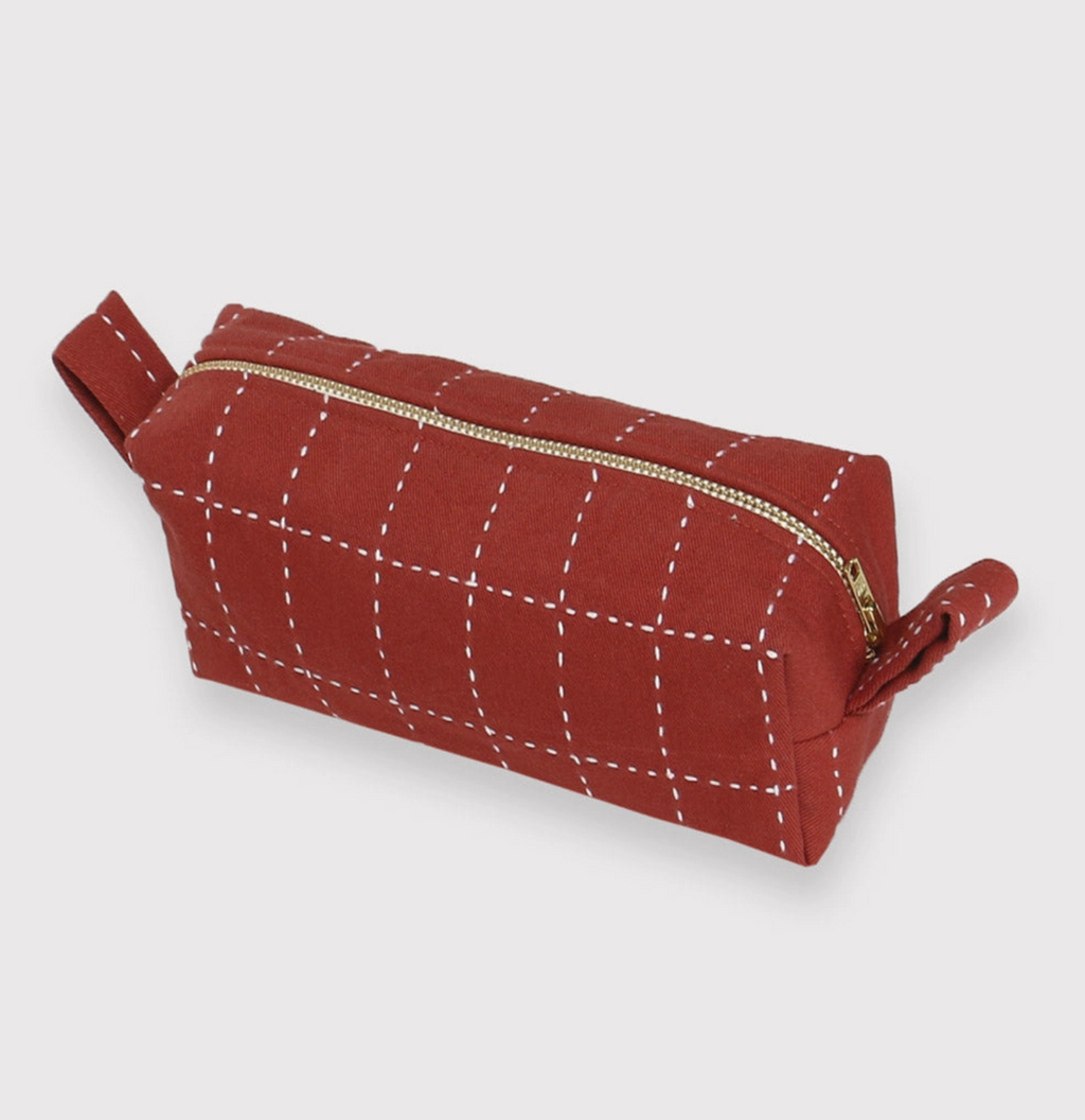 Small Grid-Stitch Toiletry Bag