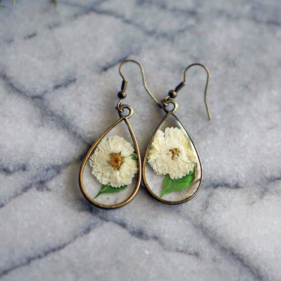 April Birth Flower Earrings