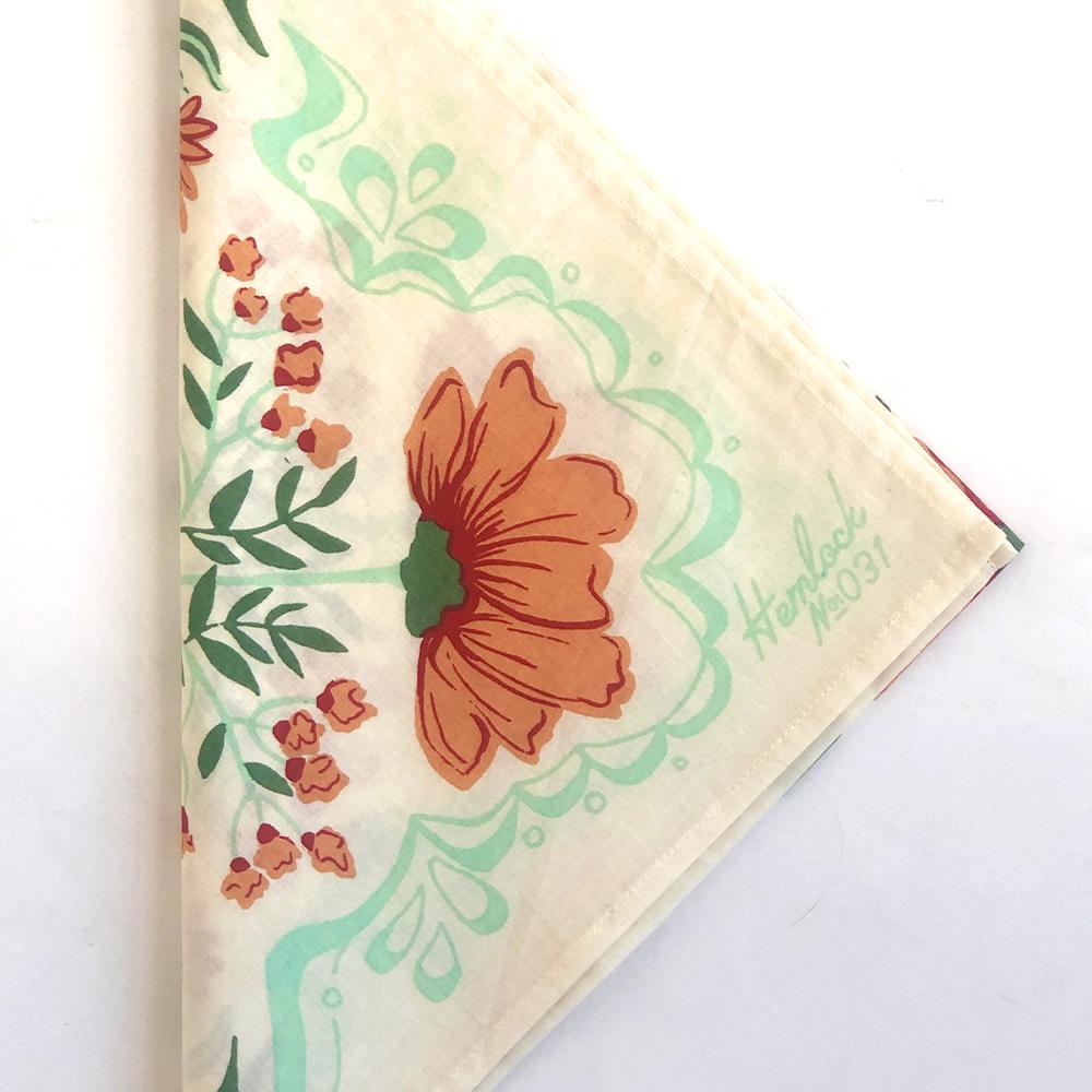 22" Flora Bandana